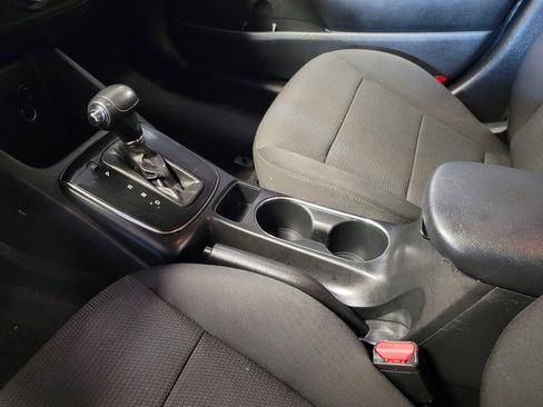 Used 2018 Kia Forte LX FWD image 26