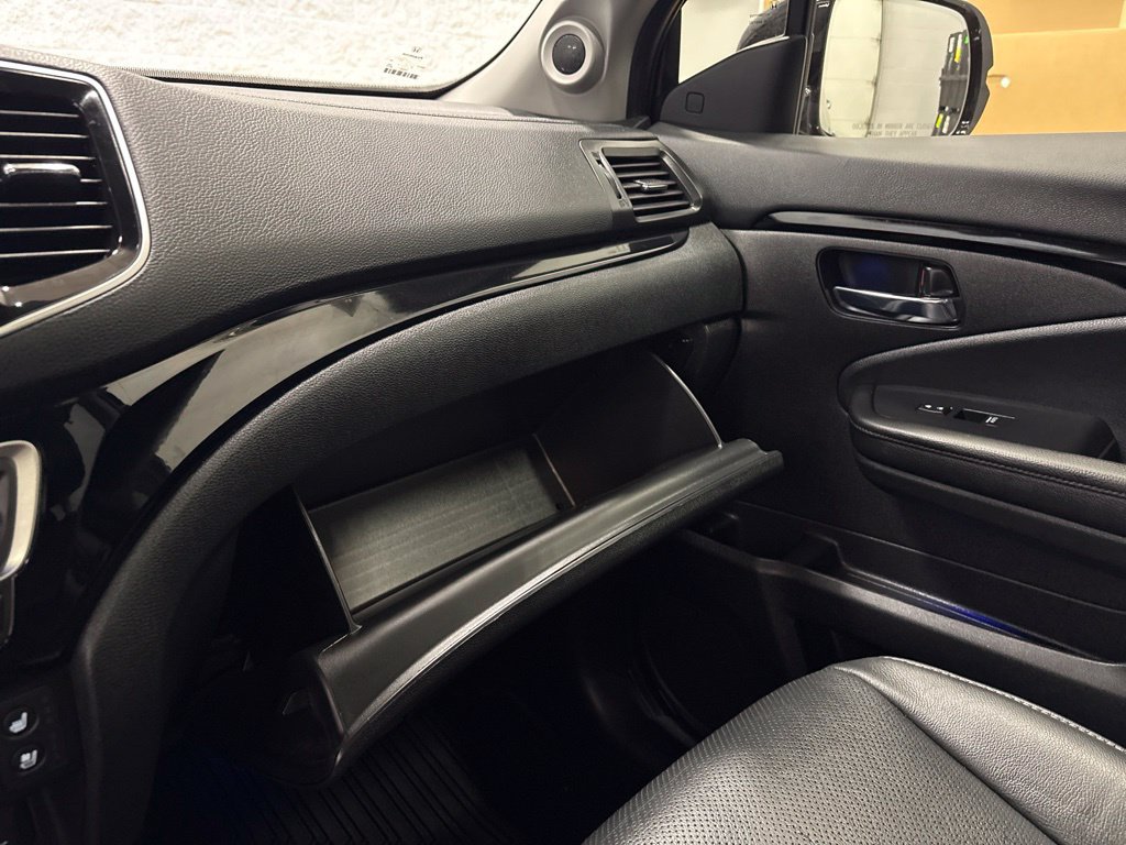 Used 2022 Honda Pilot Elite image 25