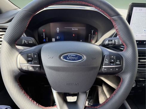 Used 2024 Ford Escape ST-Line w/ Tech Pack #1 AWD/4WD image 25