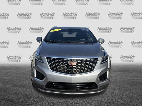 Used 2025 Cadillac XT5 Premium Luxury w/ Technology Package AWD/4WD image 3
