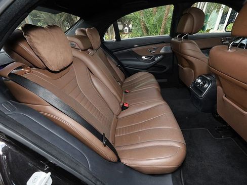 Used 2014 Mercedes-Benz S 550 Sedan image 34