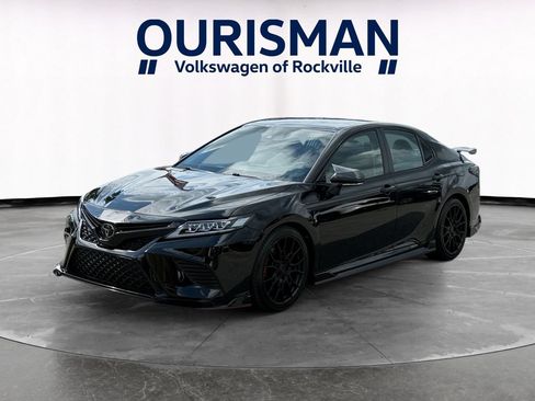 Used 2023 Toyota Camry XSE FWD image 2