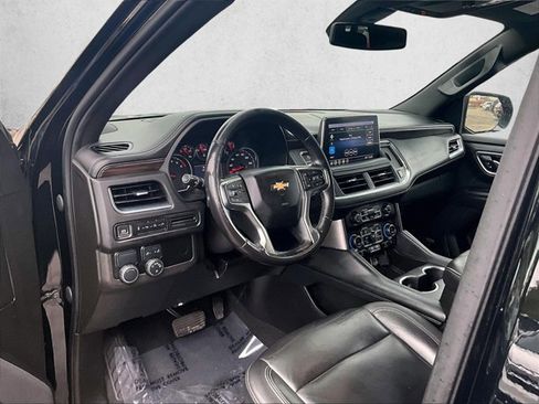Used 2021 Chevrolet Suburban LT image 14