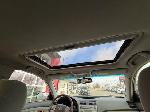 Used 2007 Toyota Camry LE image 21