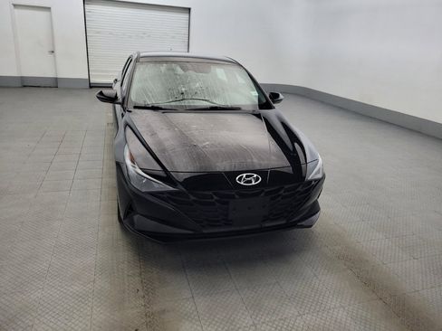 Used 2023 Hyundai Elantra SEL w/ Convenience Package FWD image 14