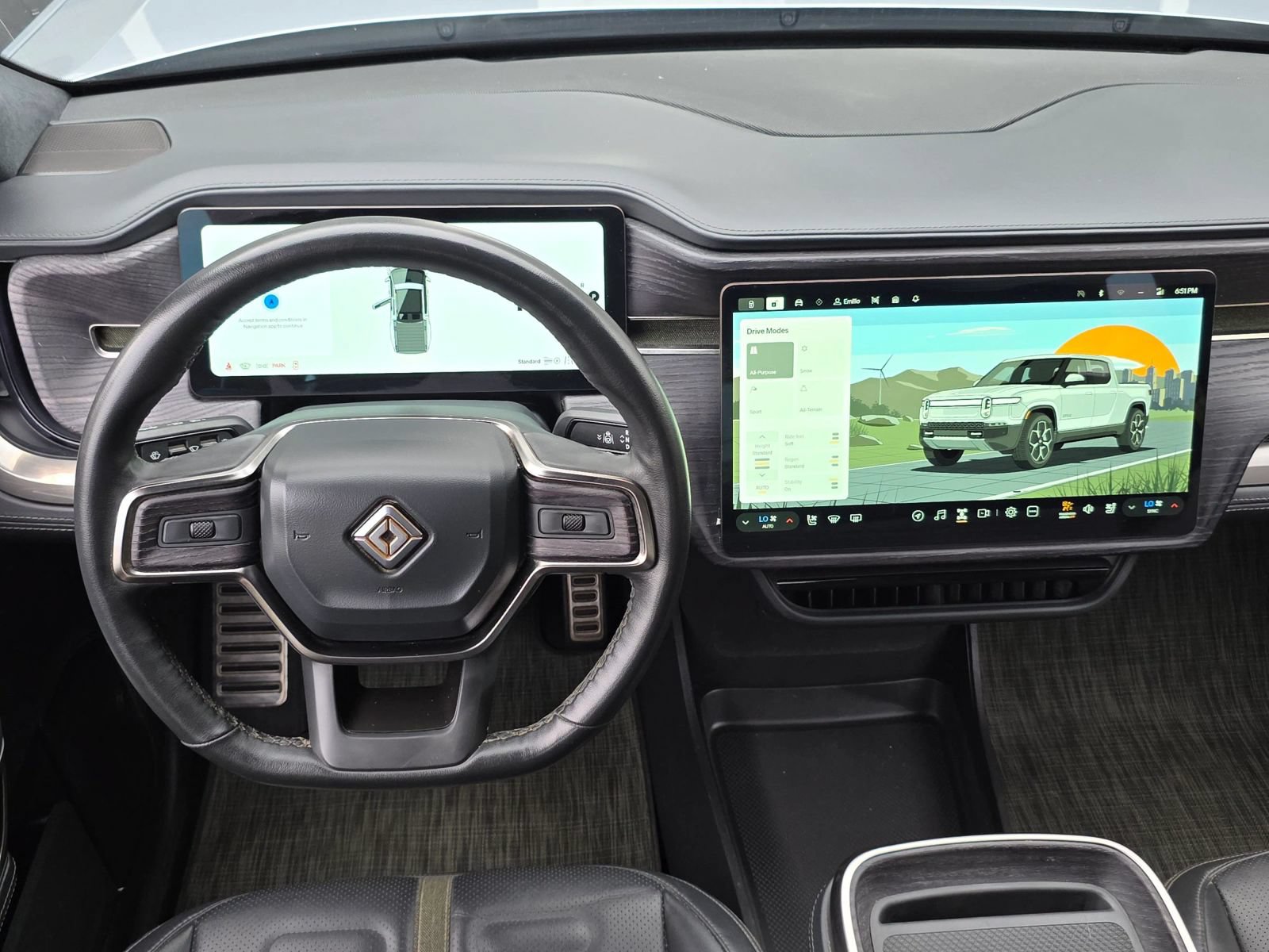 Used 2024 Rivian R1T Adventure Dual AWD/4WD image 15