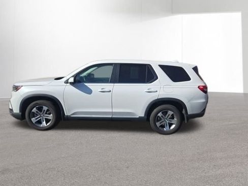 Used 2025 Honda Pilot EX-L image 15
