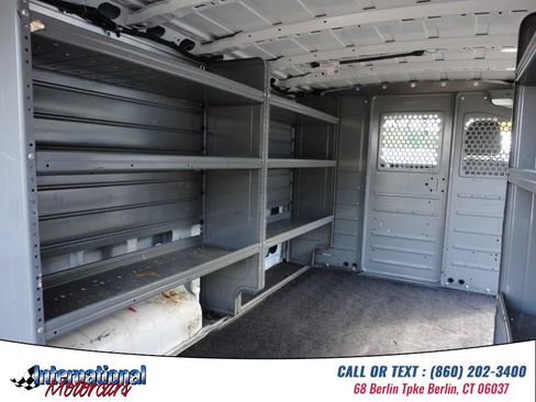 Used 2019 Nissan NV 1500 RWD image 16