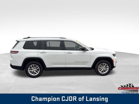 Used 2023 Jeep Grand Cherokee L Laredo image 14
