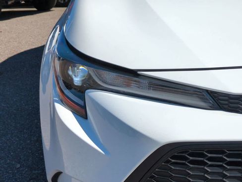 Certified 2021 Toyota Corolla LE image 10