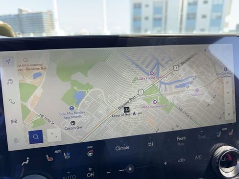 Used 2024 Lexus RX 500h F Sport w/ Cold Area Package AWD/4WD image 18