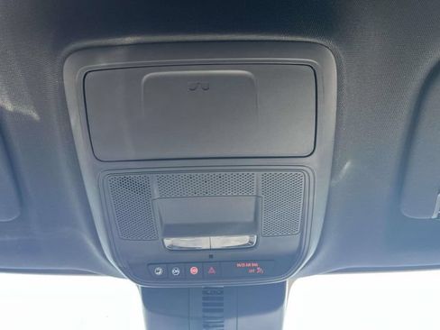 Used 2024 Chevrolet Traverse LS FWD image 32