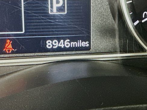 Used 2025 Nissan Versa SV w/ Trunk Package FWD image 19