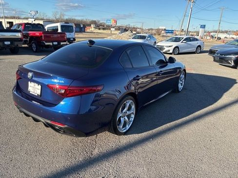 Used 2019 Alfa Romeo Giulia Ti Sport w/ Quick Order Package 22U Sport image 5