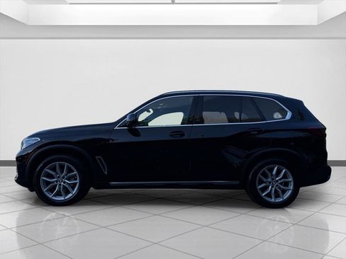 Used 2019 BMW X5 xDrive40i w/ Executive Package AWD/4WD image 2