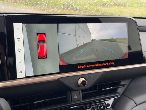 New 2026 Toyota Crown Signia AWD/4WD image 41
