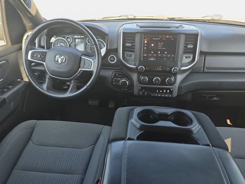 Used 2022 RAM 1500 Big Horn AWD/4WD image 9