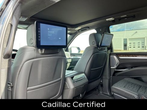 Certified 2025 Cadillac Escalade Sport Platinum w/ LPO, Floor Liner Package image 43