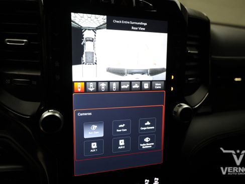 Used 2024 RAM 3500 Limited AWD/4WD image 27