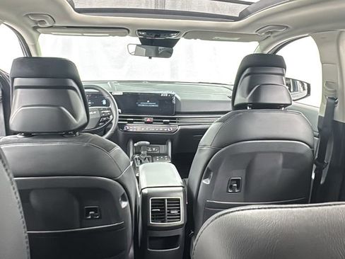 New 2026 Kia Sportage SX image 18