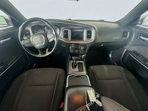 Used 2022 Dodge Charger SXT image 10