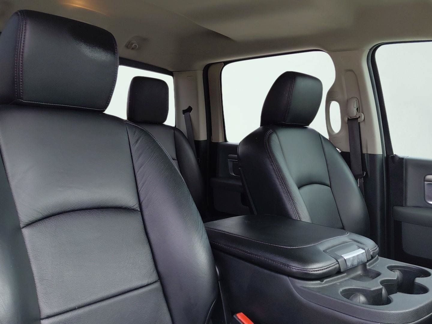 Used 2019 RAM 1500 Big Horn AWD/4WD image 11