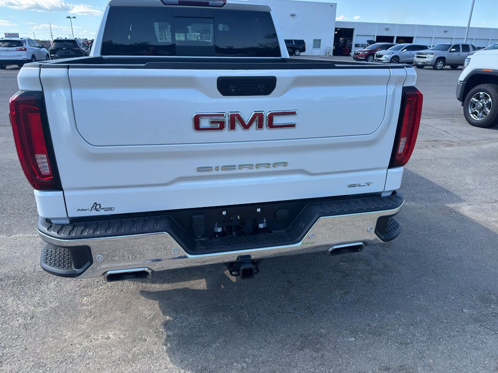Used 2023 GMC Sierra 1500 SLT w/ SLT Premium Plus Package AWD/4WD image 6