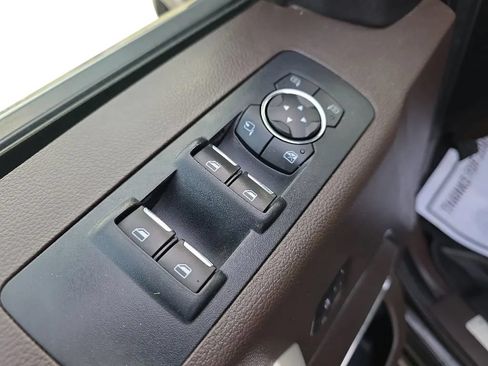Used 2015 Ford F150 King Ranch w/ Equipment Group 601A Luxury AWD/4WD image 14