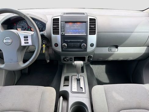 Used 2019 Nissan Frontier SV AWD/4WD image 18