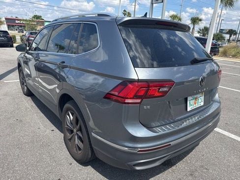 Used 2023 Volkswagen Tiguan SE w/ Panoramic Sunroof Package image 7