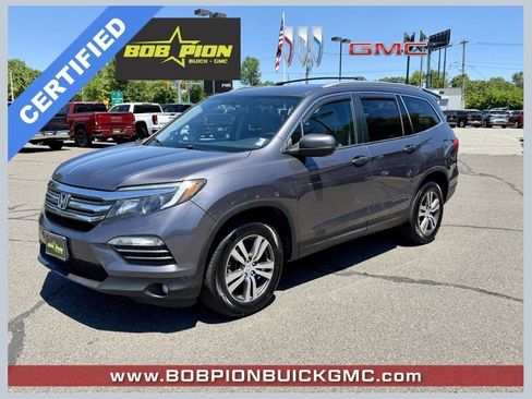 Used 2017 Honda Pilot EX image 1