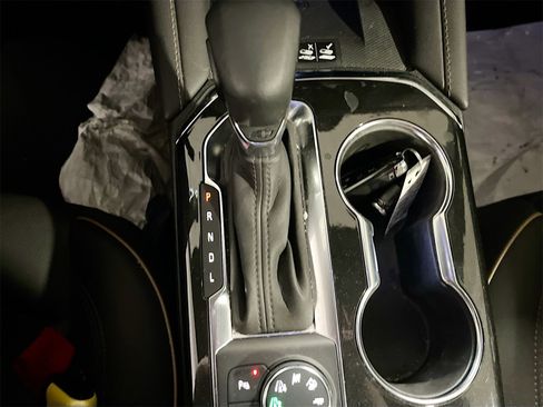 Used 2025 Chevrolet Blazer Premier w/ Driver Confidence II Package image 17