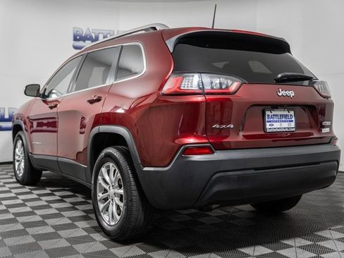 Used 2019 Jeep Cherokee Latitude w/ Popular Appearance Group image 4