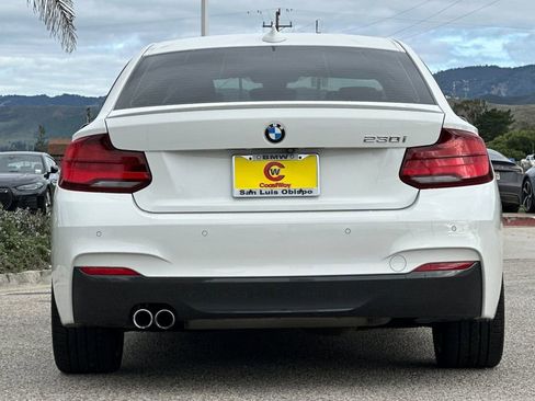 Used 2020 BMW 230i Coupe w/ M Sport Package image 4