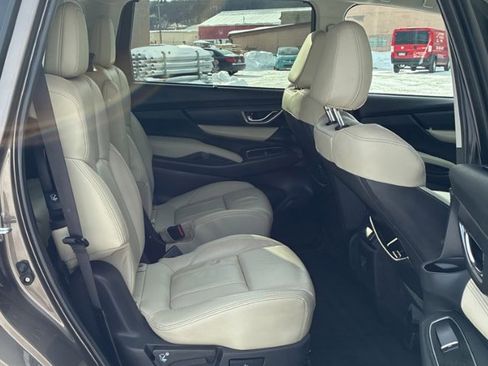 Used 2022 Subaru Ascent Limited image 20