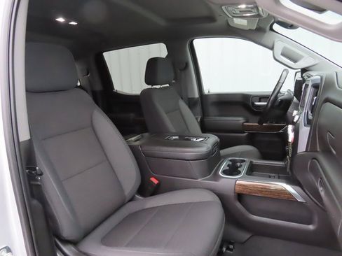 Used 2022 GMC Sierra 1500 Elevation w/ Preferred Package image 24