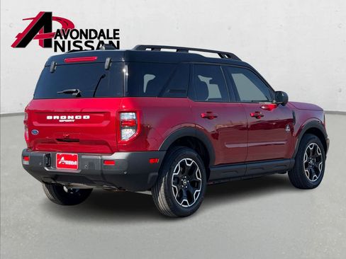 Used 2025 Ford Bronco Sport Outer Banks w/ Outer Banks Tech Package+ AWD/4WD image 6