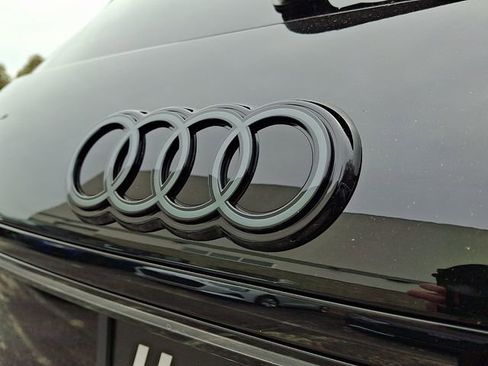 New 2026 Audi Q3 quattro 2.0T image 5