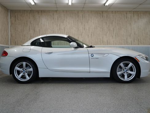 Used 2012 BMW Z4 sDrive28i RWD image 6