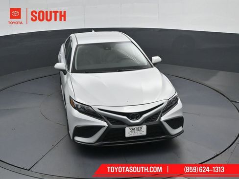 Used 2024 Toyota Camry SE FWD image 45