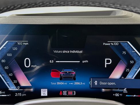 Used 2025 BMW 430i Convertible w/ Premium Package image 19