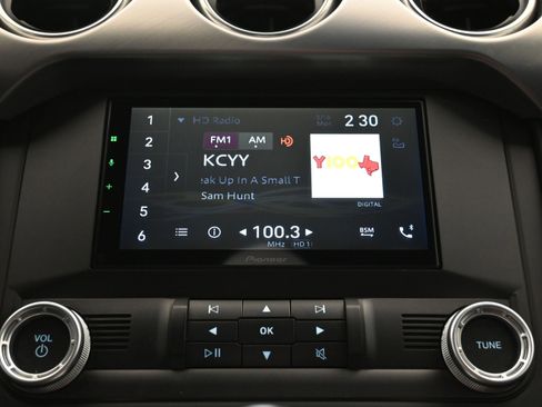 Used 2022 Ford Mustang GT w/ Black Accent Package image 32