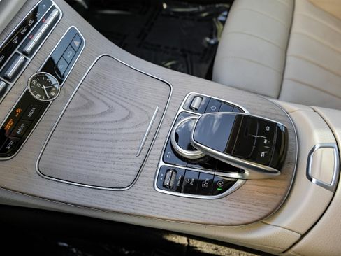 Used 2019 Mercedes-Benz E 450 Coupe w/ AMG Line Package image 21