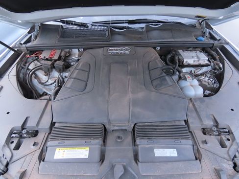 Used 2019 Audi Q7 3.0T Premium Plus image 13