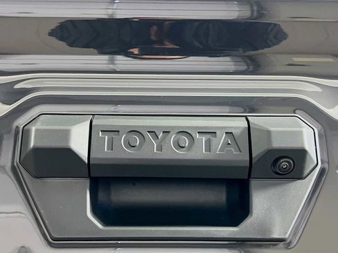 New 2026 Toyota Tacoma SR5 image 18