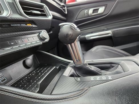 Used 2024 Ford Mustang GT Premium image 23