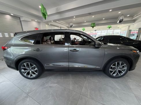 Used 2023 Acura MDX SH-AWD w/ Technology Package image 8