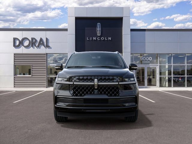 New 2027 Lincoln Navigator Reserve w/ Jet Appearance Package AWD/4WD image 3