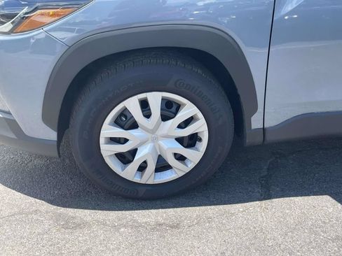 Used 2024 Toyota Corolla Cross L FWD image 11