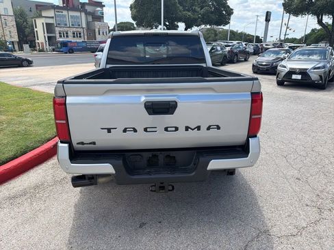 Used 2024 Toyota Tacoma TRD Off-Road w/ TRD Off Road Upgrade Package AWD/4WD image 7